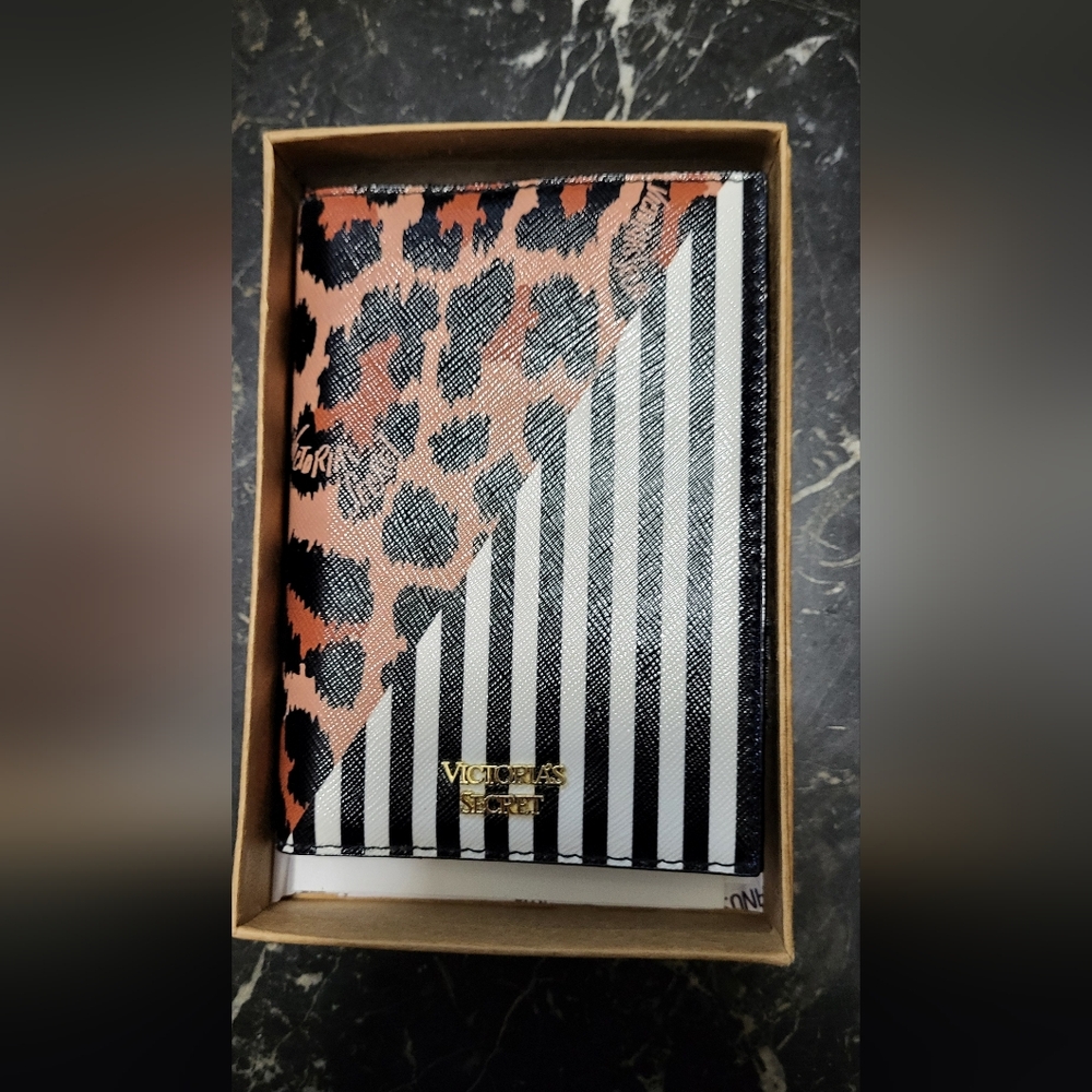 Victoria's Secret Rare Leopard and Stripe Wallet N Passport HOLDER